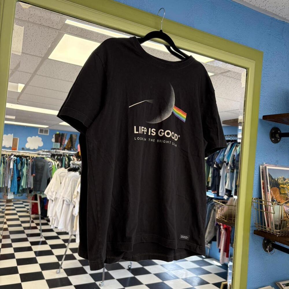 🌈 Life is Good x Dark Side of the Moon Tee 🌙